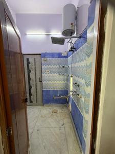 Bathroom Image of 600 Sq.ft 1 BHK Independent House for rent in Palam Extension New Delhi for Rs. 22000