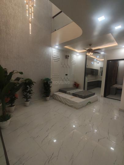 Luxury villa Main Image 1