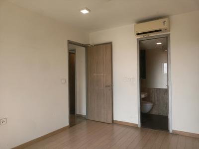 Bedroom Image of 800 Sq.ft 2 BHK Apartment / Flat for rent in Dadar East Mumbai for Rs. 120000