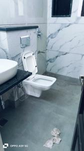 Bathroom Image of 1900 Sq.ft 3 BHK Apartment / Flat for rent in Sarve Satyam Apartment, Sector 4 Dwarka New Delhi for Rs. 45000