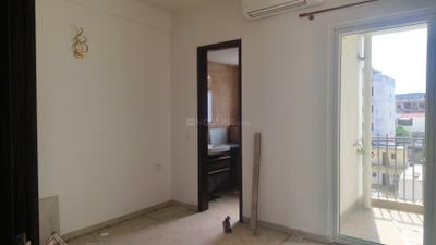 Bedroom Image of 1120 Sq.ft 2 BHK Apartment / Flat for rent in Smartworld Orchard, Sector 61 Gurgaon for Rs. 50000
