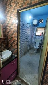 Bathroom Image of 1140 Sq.ft 3 BHK Apartment / Flat for rent in Bansdroni Kolkata for Rs. 23000