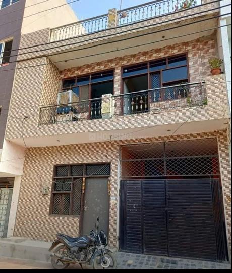 Ratan Vihar, Sector 105 Main Image 1