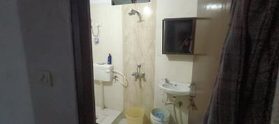 Bathroom Image of 840 Sq.ft 1 BHK Independent House for rent in Soumya Vedanta Apartment, Mandideep Bhopal for Rs. 7000