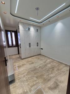 Bedroom Image of 1000 Sq.ft 3 BHK Builder Floor for sale in Ramesh Nagar New Delhi for Rs. 21000000