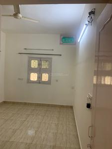 Hall Image of 1600 Sq.ft 4 BHK Apartment / Flat for sale in Nilgiri Apartments, Alaknanda New Delhi for Rs. 40000000