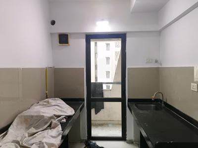 Kitchen Image of 700 Sq.ft 1.5 BHK Apartment / Flat for rent in Lodha Palava Elite A To J, Palava Phase 2 Thane for Rs. 21000