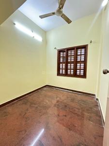 Bedroom Image of 800 Sq.ft 2 BHK Independent House for rent in Maruthi Sevanagar Bengaluru for Rs. 24000