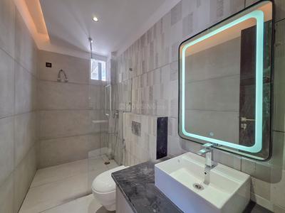 Bathroom Image of 2030 Sq.ft 3 BHK Apartment / Flat for sale in Jakhan Dehradun for Rs. 16000000