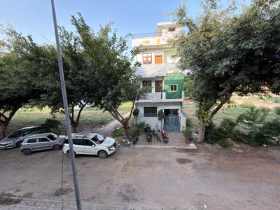 Image of 1055 Sq.ft 2 BHK Builder Floor for sale in Aditya White Cottage, Bamheta Village, Ghaziabad for Rs. 6400000