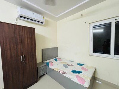 Bedroom Image of Kratika girls pg in Kanakpura, Jaipur