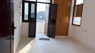Bedroom Image of 2200 Sq.ft 4 BHK Apartment / Flat for sale in Meera Bai Apartments, Sector 5 Dwarka New Delhi for Rs. 27500000