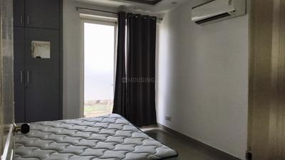 Bedroom Image of 1234 Sq.ft 2 BHK Apartment / Flat for sale in Logix Blossom Greens, Sector 143 Noida for Rs. 8300000