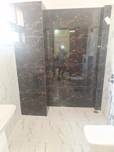 Bathroom Image of 1800 Sq.ft 2.5 BHK Builder Floor for rent in Rabindra Palli Colony Lucknow for Rs. 25000