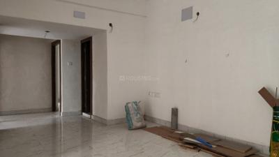 Living Room Image of 1250 Sq.ft 3 BHK Apartment / Flat for rent in Chinar Park Kolkata for Rs. 25000