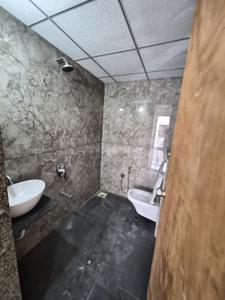 Bathroom Image of 2880 Sq.ft 4 BHK Apartment / Flat for rent in Keshav Elitus, Randesan Gandhinagar for Rs. 40000