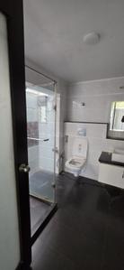 Bathroom Image of 5500 Sq.ft 4 BHK Independent House for rent in Rohan Madhuban, Bavdhan Pune for Rs. 140000