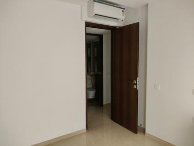 Bedroom Image of 1050 Sq.ft 2 BHK Apartment / Flat for sale in Hiranandani Gardens Valencia, Powai Mumbai for Rs. 41000000