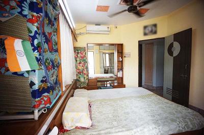 Bedroom Image of 882 Sq.ft 3 BHK Apartment / Flat for sale in Kankaria Ahmedabad for Rs. 7500000