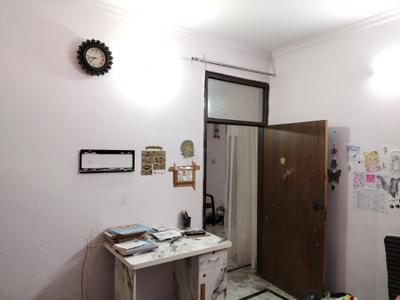 Bedroom Image of 980 Sq.ft 3 BHK Builder Floor for rent in Palam New Delhi for Rs. 22000