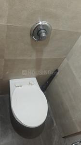 Bathroom Image of 600 Sq.ft 1 BHK Apartment / Flat for rent in Ajmera Exotica, Wagholi Pune for Rs. 15500