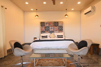 Hall Image of 5500 Sq.ft 7 BHK Independent House for sale in Pilerne Goa for Rs. 80000000