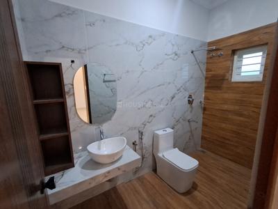 Bathroom Image of 2950 Sq.ft 4 BHK Independent House for sale in Perumbavoor Kochi for Rs. 13400000