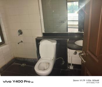 Bathroom Image of 2475 Sq.ft 3 BHK Apartment / Flat for rent in Unitech The Close South, Sector 50 Gurgaon for Rs. 78000
