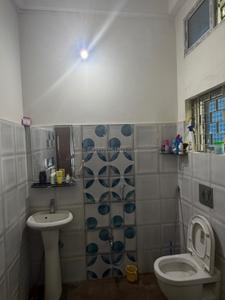 Bathroom Image of 1800 Sq.ft 3 BHK Builder Floor for rent in Dahikhor Gaon Jorhat for Rs. 17000