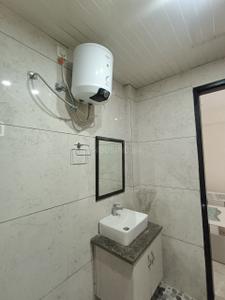 Bathroom Image of 1800 Sq.ft 12 BHK Independent House for sale in Kharakhet Dehradun for Rs. 65000000