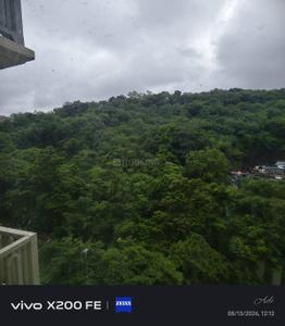 Balcony Image of 950 Sq.ft 2 BHK Apartment / Flat for rent in Hiranandani Castle Rock, Powai Mumbai for Rs. 120000