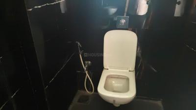 Bathroom Image of 587 Sq.ft 1 BHK Apartment / Flat for sale in Vraj One Andheri Sheetal Dhara Premises CHSL, Andheri West Mumbai for Rs. 14000000