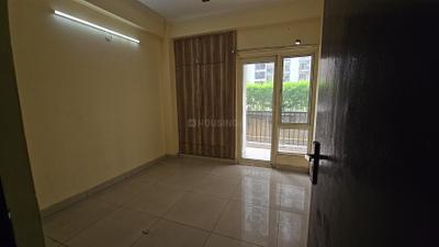Bedroom Image of 910 Sq.ft 2 BHK Apartment / Flat for rent in Panchsheel Hynish, Noida Extension Greater Noida for Rs. 18500