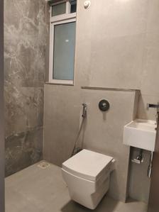Common Bathroom Image of 710 Sq.ft 2 BHK Apartment / Flat for sale in Dotom Isle , Kandivali West Mumbai for Rs. 14200000