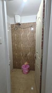Bathroom Image of 410 Sq.ft 1 BHK Apartment / Flat for rent in Shivaji Nagar Pune for Rs. 10000