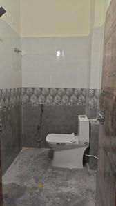Bathroom Image of 650 Sq.ft 1 BHK Apartment / Flat for rent in Kondapur Hyderabad for Rs. 20000