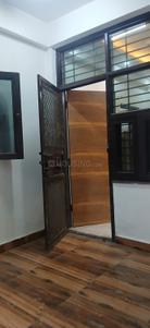 Bedroom Image of 1250 Sq.ft 3 BHK Apartment / Flat for sale in Shalimar Garden Ghaziabad for Rs. 5800000