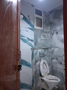 Common Bathroom Image of 950 Sq.ft 2 BHK Apartment / Flat for sale in Hark Sai Homes 4, Sector 49 Noida for Rs. 3900000