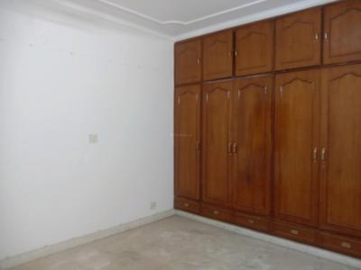 Bedroom Image of 2500 Sq.ft 3 BHK Builder Floor for rent in Vasant Kunj New Delhi for Rs. 90000