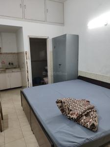 Bedroom Image of 410 Sq.ft 1 RK Studio for rent in Varun Enclave, Sector 28 Noida for Rs. 13000