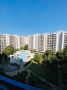 2 BHK Unfurnished Flat