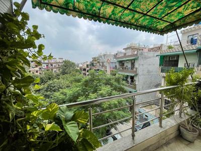 Balcony Image of 1200 Sq.ft 4 BHK Builder Floor for sale in Sector 20 Rohini New Delhi for Rs. 10000000