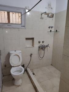 Bathroom Image of 2000 Sq.ft 3 BHK Apartment / Flat for sale in Munirka New Delhi for Rs. 55000000