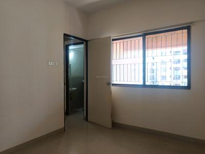 Bedroom Image of 650 Sq.ft 1 BHK Apartment / Flat for rent in Magarpatta Heliconia, Hadapsar Pune for Rs. 24000