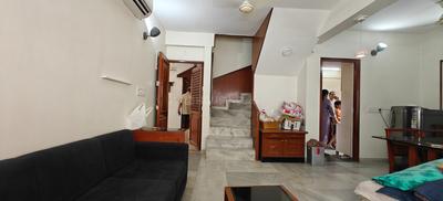 Hall Image of 1746 Sq.ft 4 BHK Penthouse for sale in Ambawadi Ahmedabad for Rs. 10500000