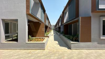 Image of 3450 Sq.ft 5 BHK Villa for sale in Radiance Gardenia, Chikkagubbi Village, Bengaluru for Rs. 42000000