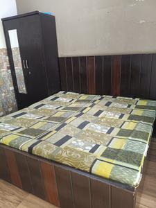 Bedroom Image of 450 Sq.ft Studio Studio for rent in Paramount Pine And Oak Studio, Surajpur Greater Noida for Rs. 15000