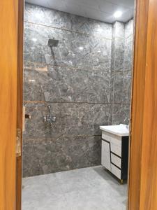 Common Bathroom Image of 1330 Sq.ft 3 BHK Builder Floor for sale in Indirapuram Ghaziabad for Rs. 12500000