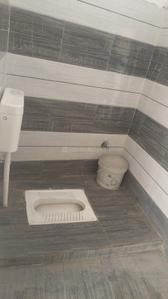 Bathroom Image of 495 Sq.ft 1 BHK Apartment / Flat for rent in Mughalsarai Varanasi for Rs. 6000