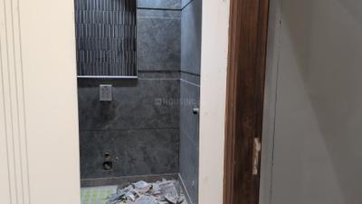 Image of 1400 Sq.ft 3 BHK Builder Floor for sale in Vivek Vihar, New Delhi for Rs. 28000000